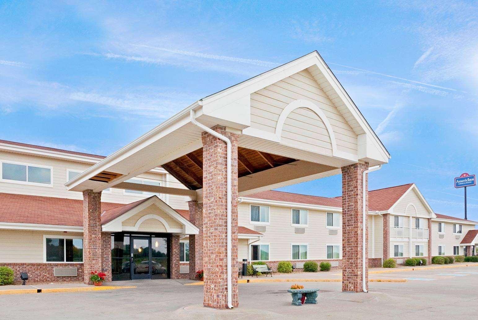 Americinn By Wyndham Oscoda Near Ausable River Exterior photo