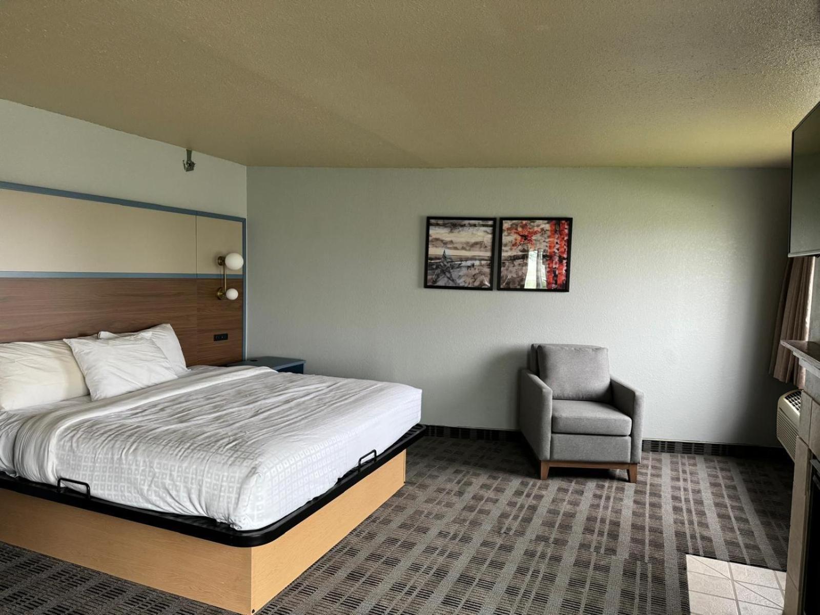 Americinn By Wyndham Oscoda Near Ausable River Exterior photo