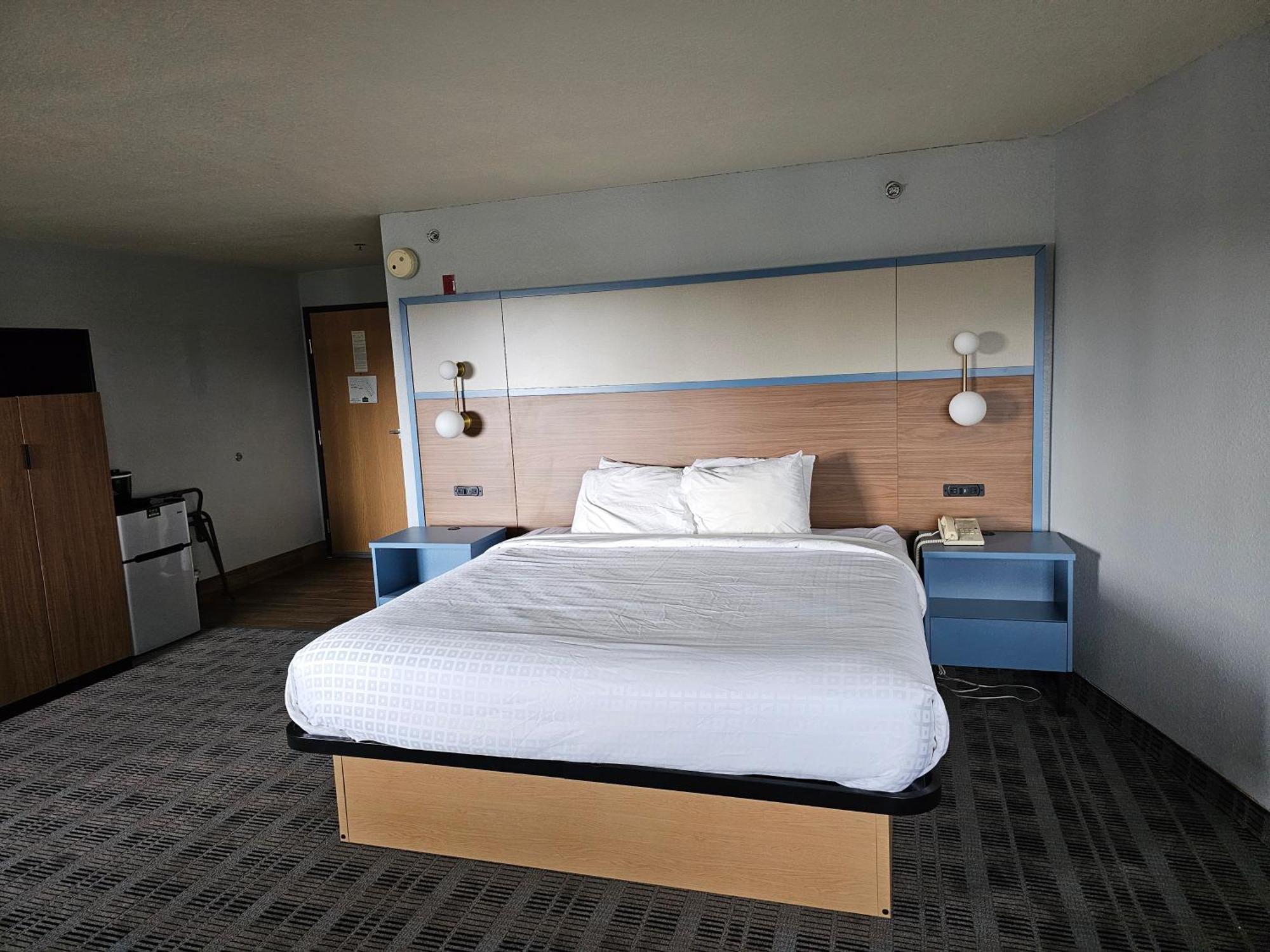 Americinn By Wyndham Oscoda Near Ausable River Exterior photo