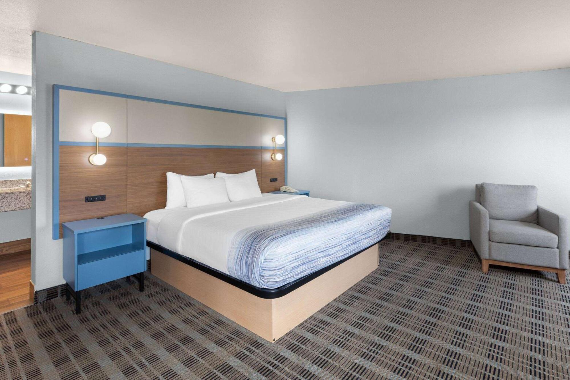 Americinn By Wyndham Oscoda Near Ausable River Exterior photo