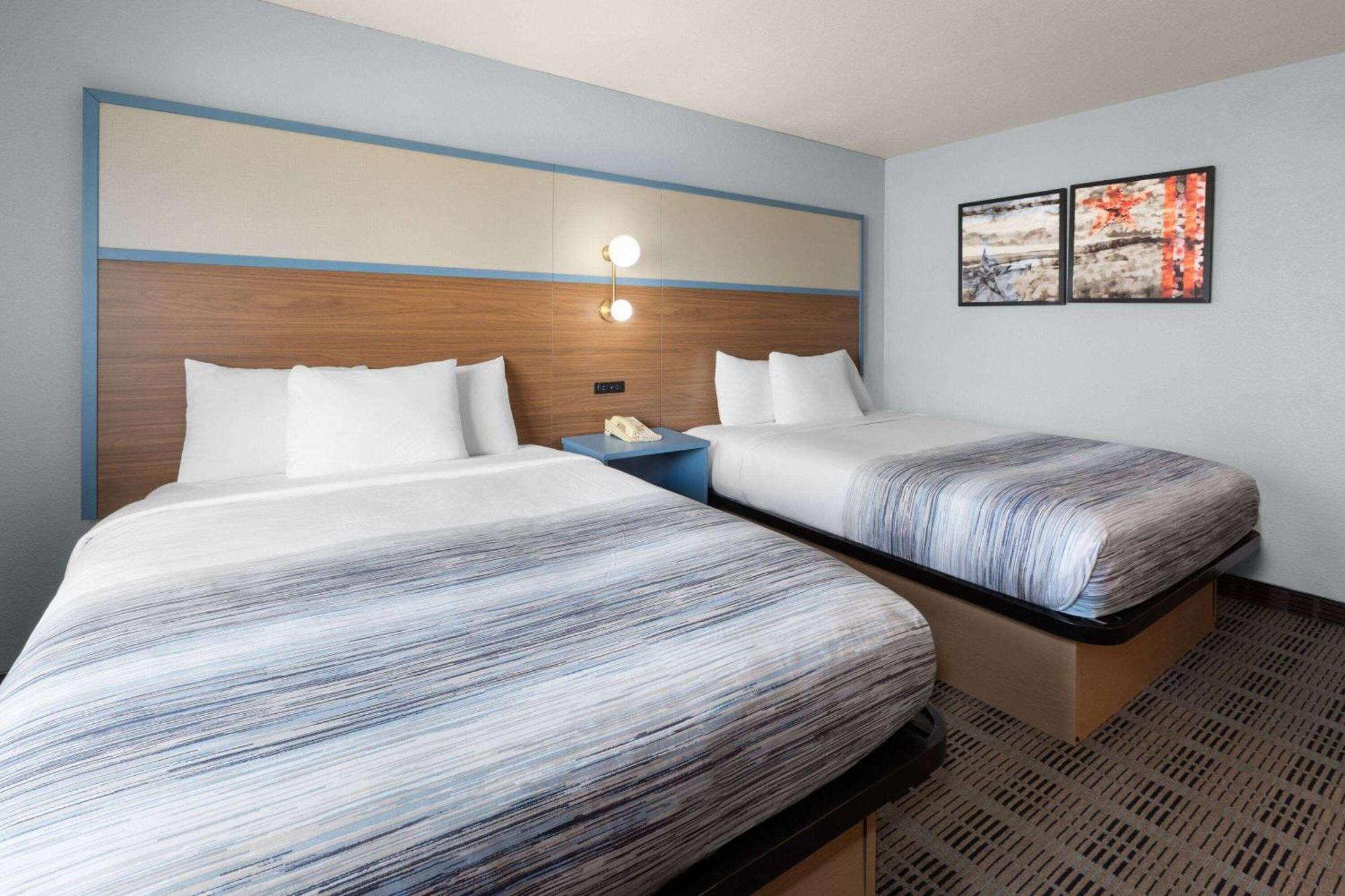 Americinn By Wyndham Oscoda Near Ausable River Exterior photo