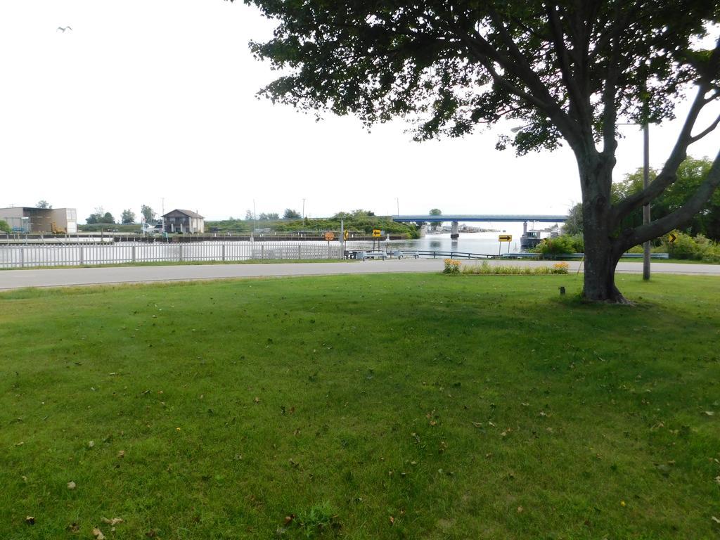 Americinn By Wyndham Oscoda Near Ausable River Exterior photo